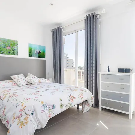 Yourhouse Monges Sea View Apartamento *